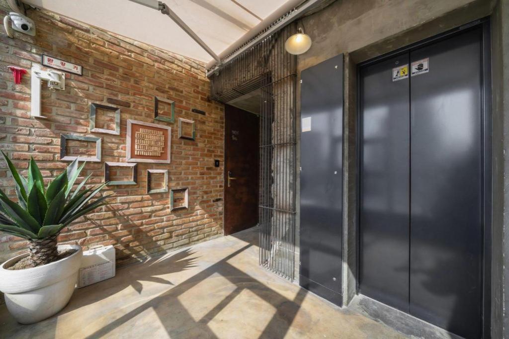 Baron De Paris Motel Seoul Ngoại thất bức ảnh