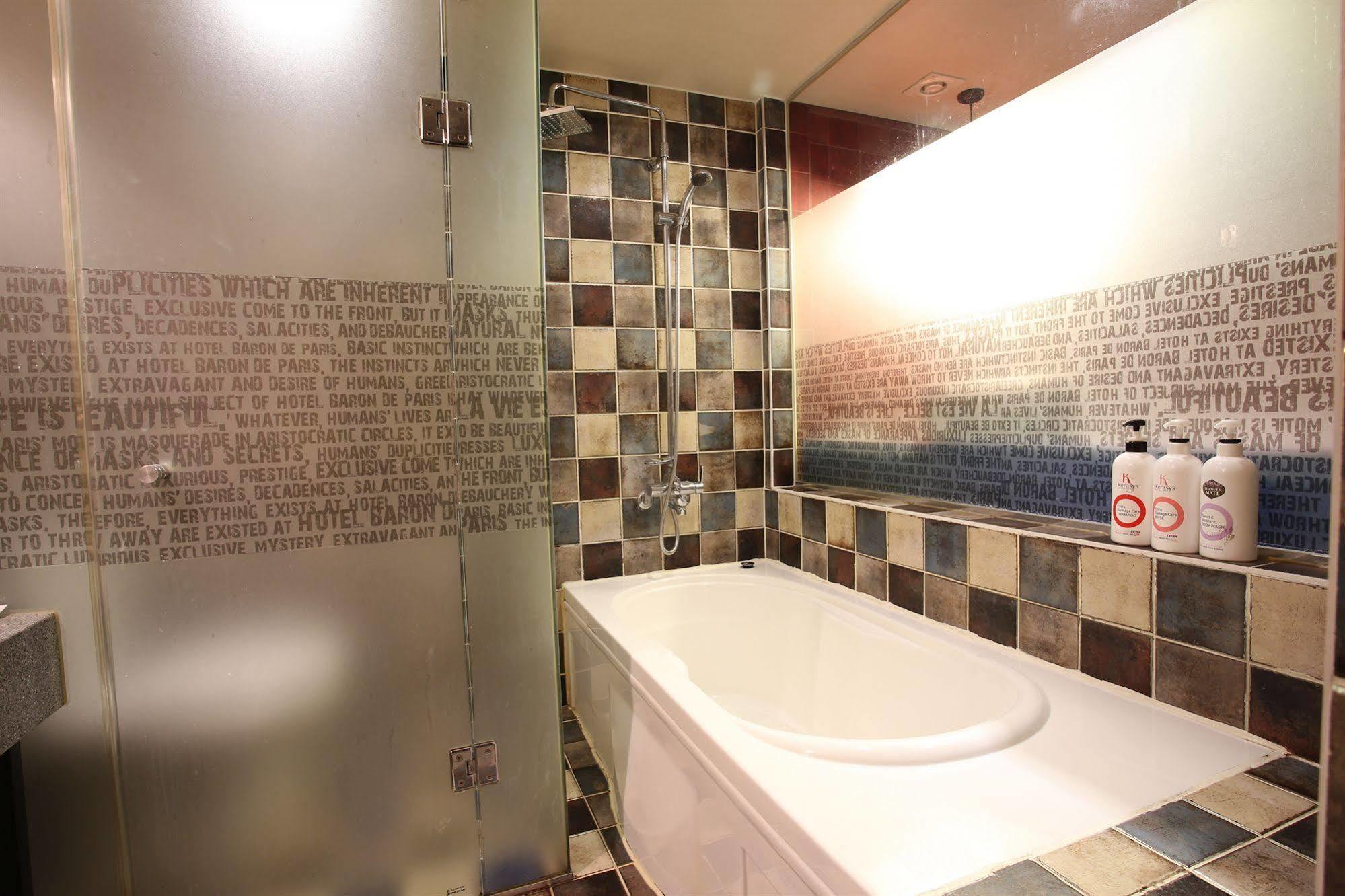 Baron De Paris Motel Seoul Ngoại thất bức ảnh